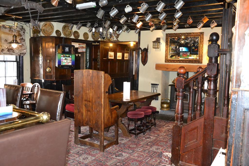 Crown Hotel Corwen Esterno foto